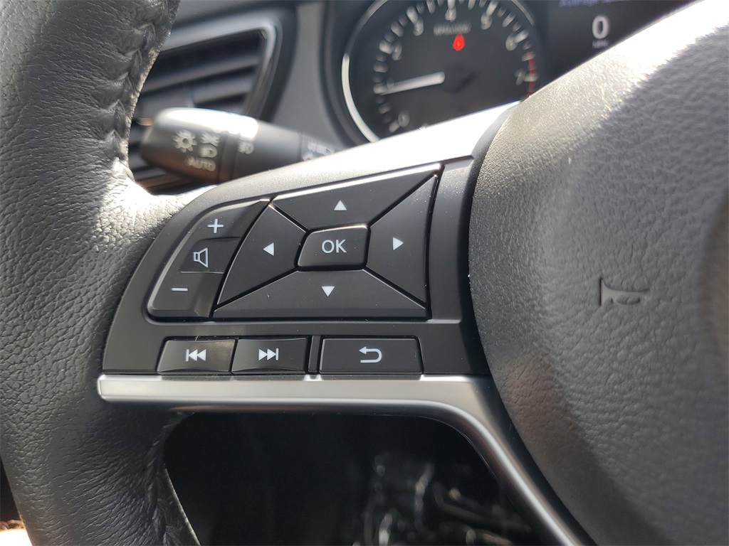 used 2020 Nissan Rogue car, priced at $18,895