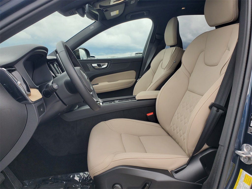 new 2026 Volvo XC60 car, priced at $54,985