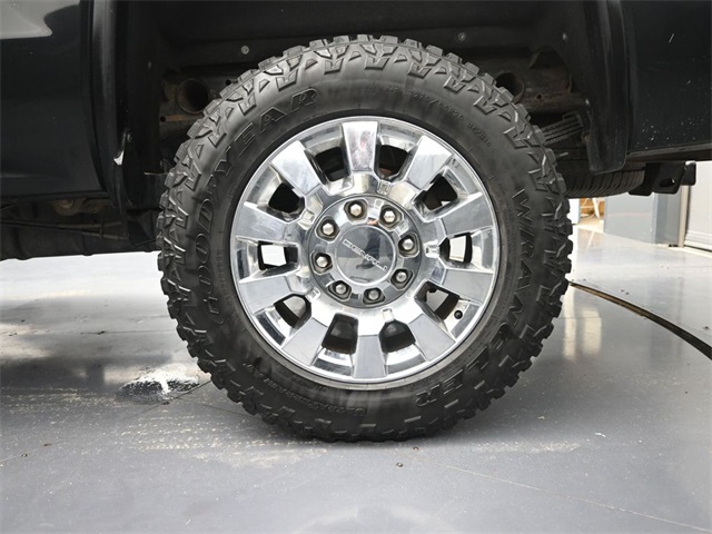 used 2017 GMC Sierra 2500HD car, priced at $33,281