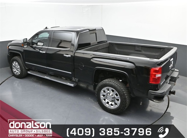 used 2017 GMC Sierra 2500HD car, priced at $33,281