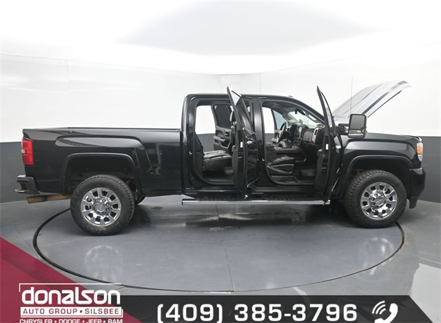 used 2017 GMC Sierra 2500HD car, priced at $33,281