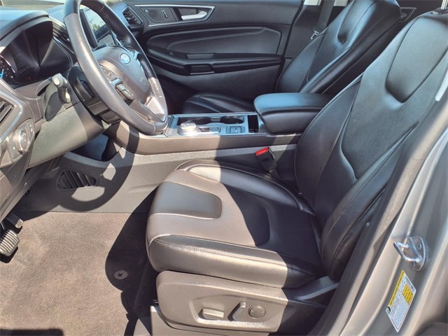 used 2022 Ford Edge car, priced at $29,400