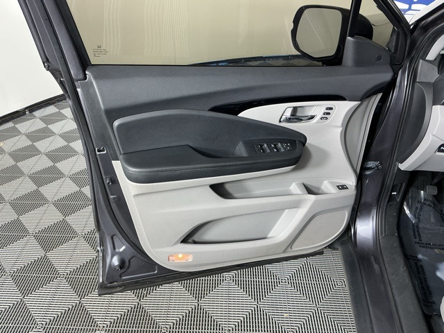 used 2019 Honda Pilot car, priced at $14,985