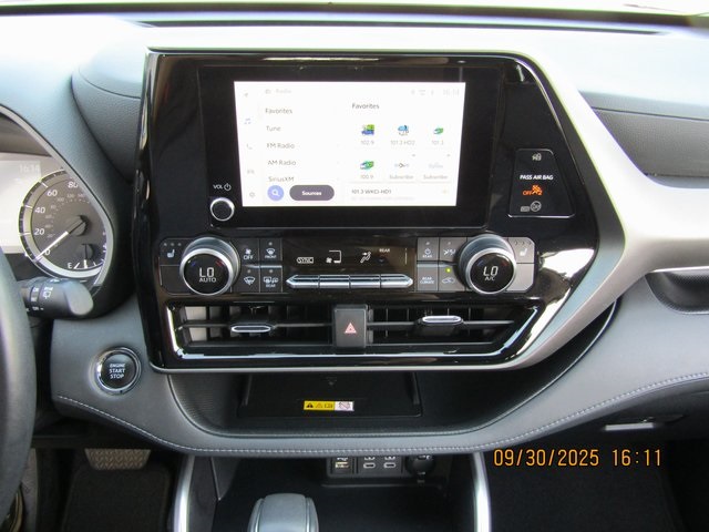 used 2023 Toyota Highlander car, priced at $39,399