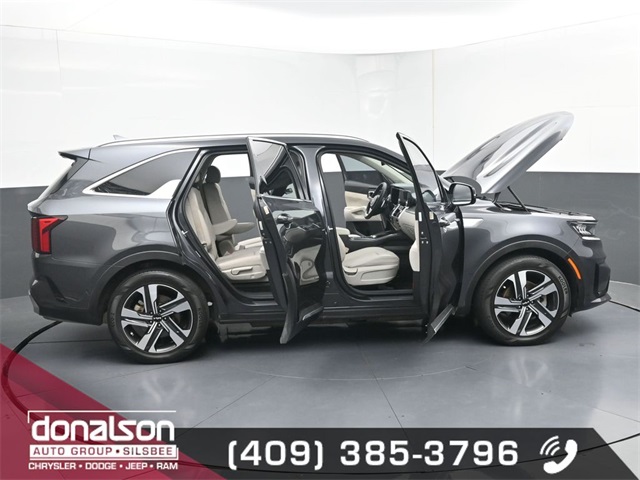 used 2022 Kia Sorento Hybrid car, priced at $24,457