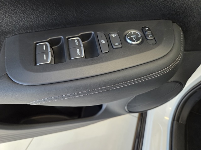 new 2026 Honda HR-V car, priced at $33,400