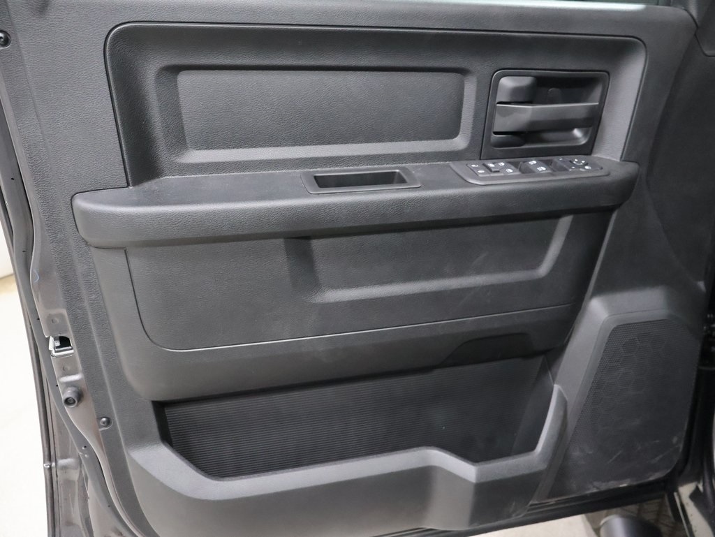 new 2025 Ram 3500 car, priced at $67,002