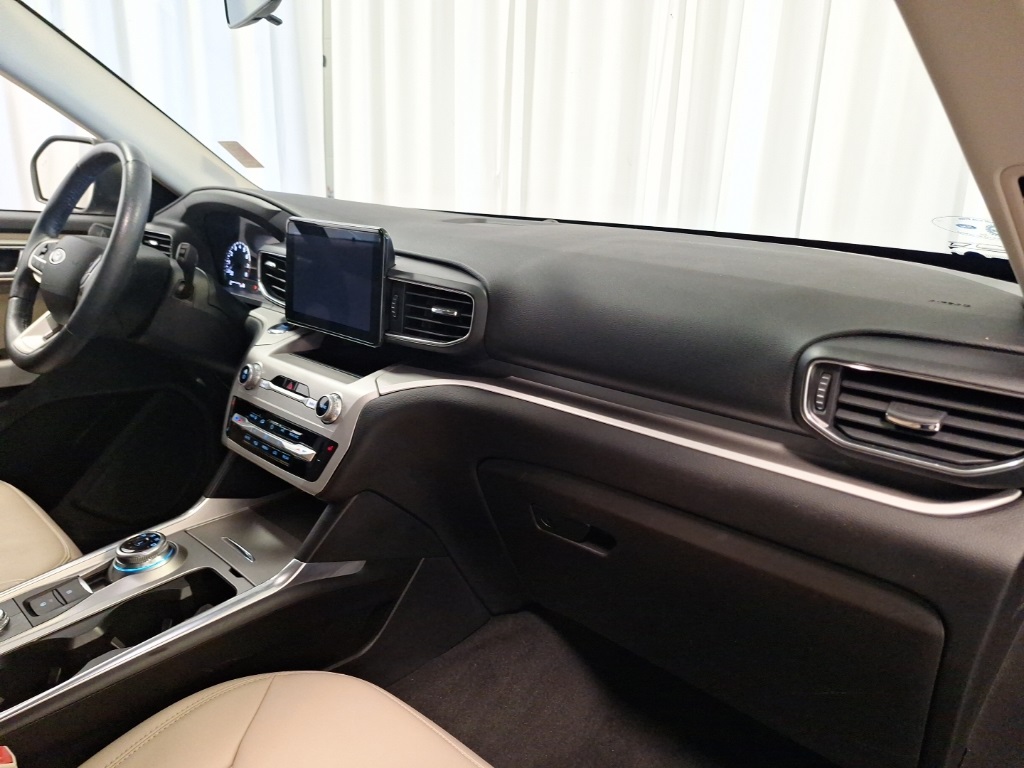used 2022 Ford Explorer car, priced at $29,366