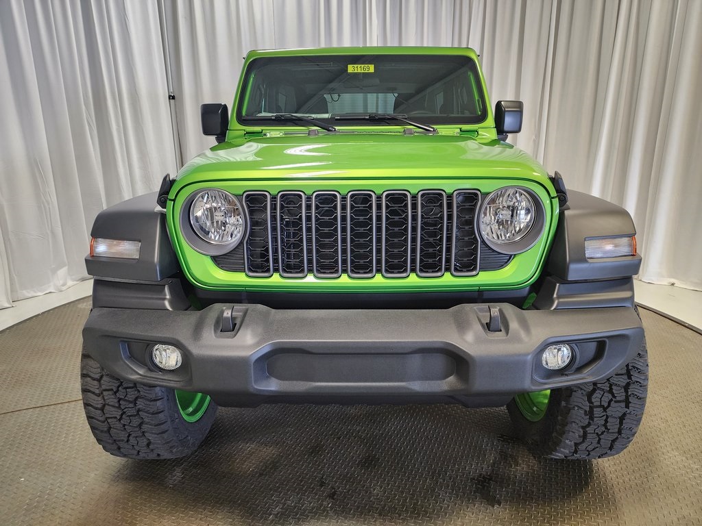 new 2025 Jeep Wrangler car, priced at $41,999