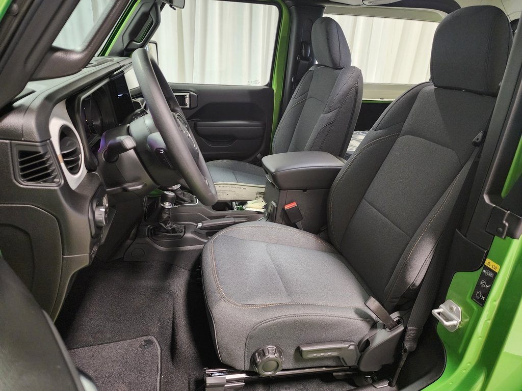 new 2025 Jeep Wrangler car, priced at $41,999