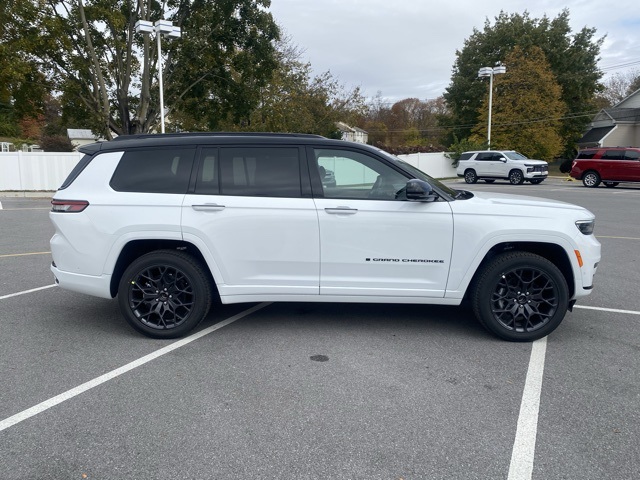 new 2025 Jeep Grand Cherokee L car, priced at $63,236
