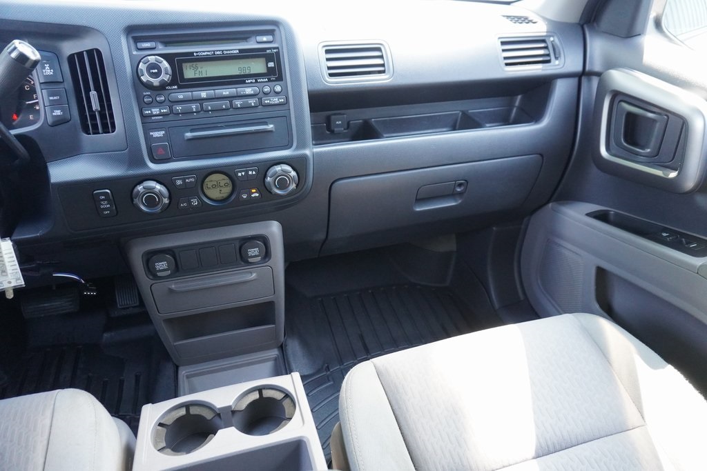 used 2009 Honda Ridgeline car, priced at $8,000