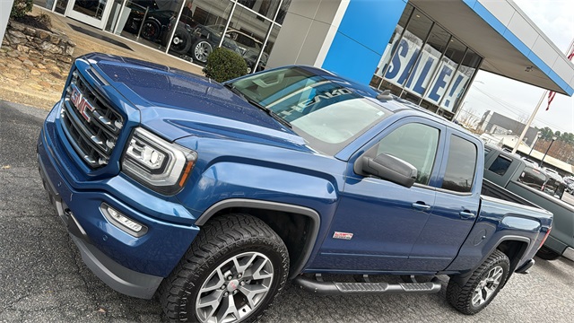 used 2018 GMC Sierra 1500 car, priced at $27,998