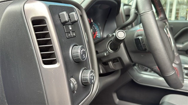 used 2018 GMC Sierra 1500 car, priced at $27,998