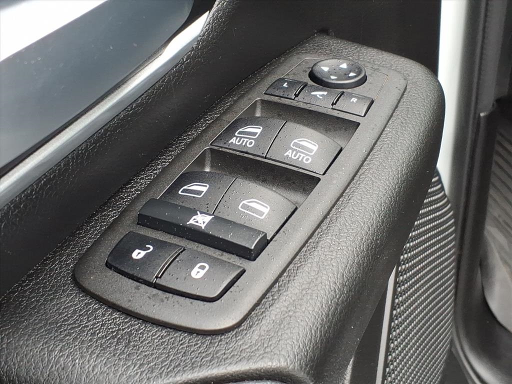 used 2022 Ram 1500 car, priced at $33,900