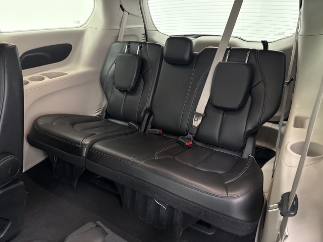 used 2023 Chrysler Pacifica car, priced at $24,936