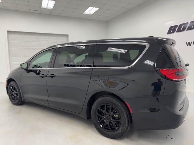 used 2023 Chrysler Pacifica car, priced at $24,936