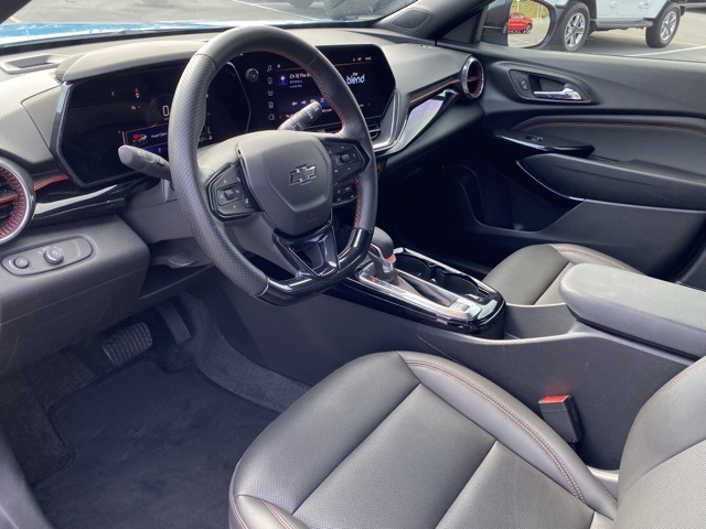 used 2025 Chevrolet Trax car, priced at $24,881