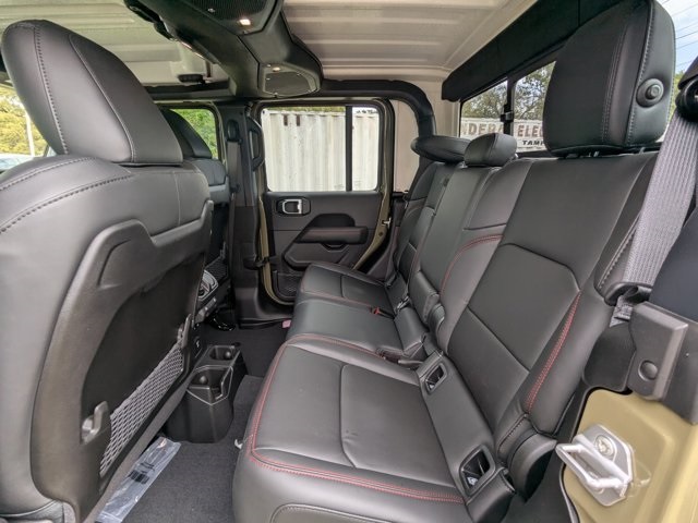 new 2025 Jeep Gladiator car, priced at $51,140