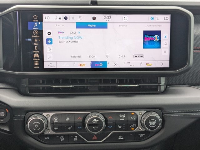 new 2025 Jeep Gladiator car, priced at $51,140