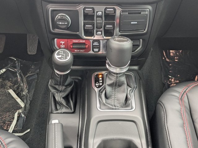 new 2025 Jeep Gladiator car, priced at $51,140