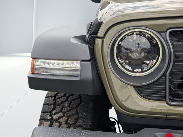 new 2025 Jeep Gladiator car, priced at $51,140