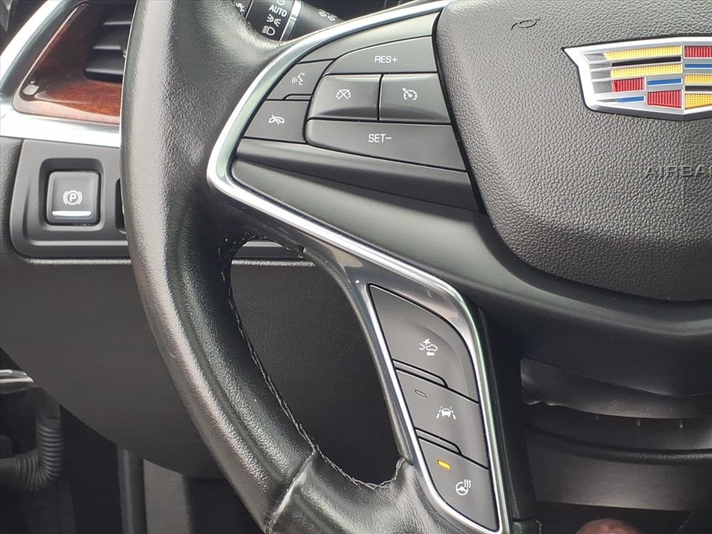 used 2019 Cadillac XT5 car, priced at $18,400