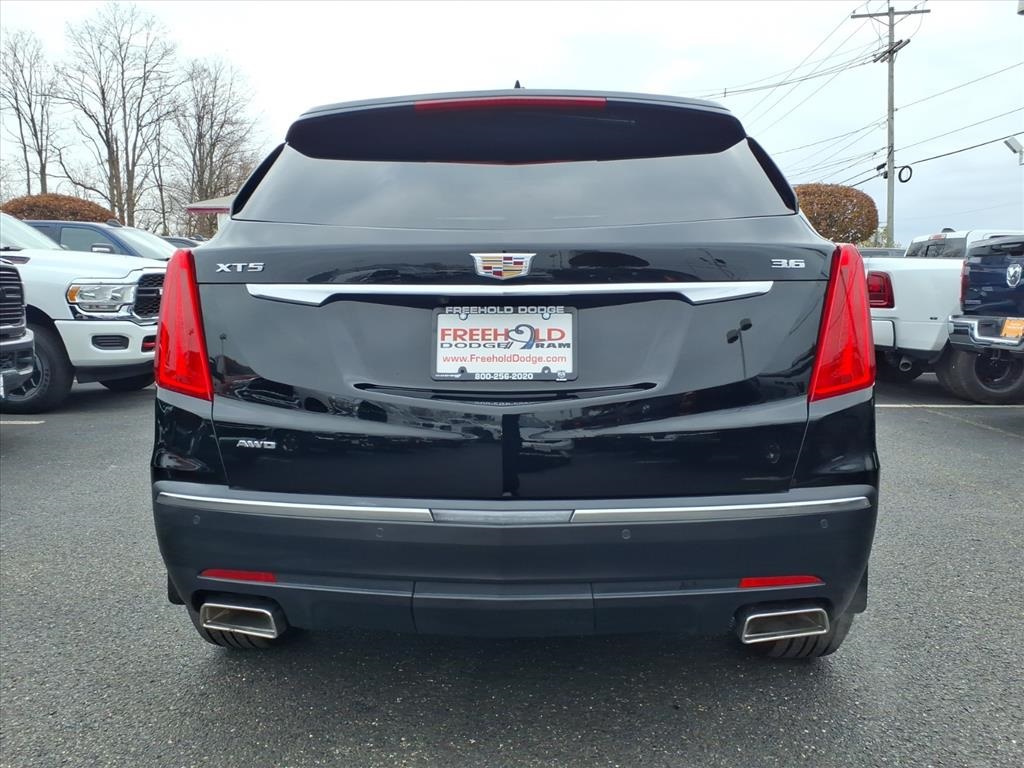 used 2019 Cadillac XT5 car, priced at $18,400