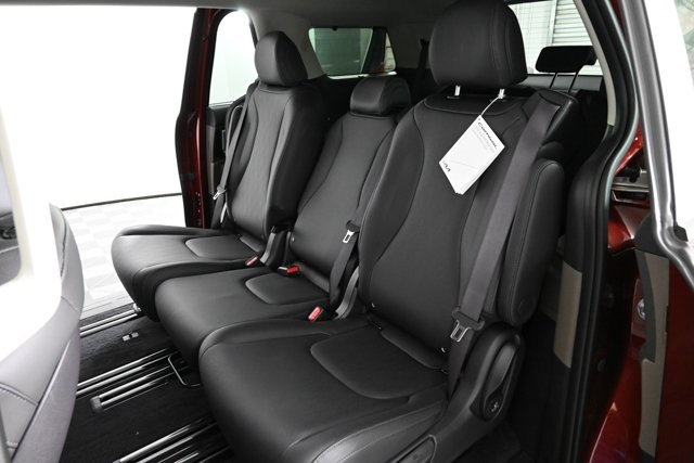 new 2025 Kia Carnival car, priced at $40,219