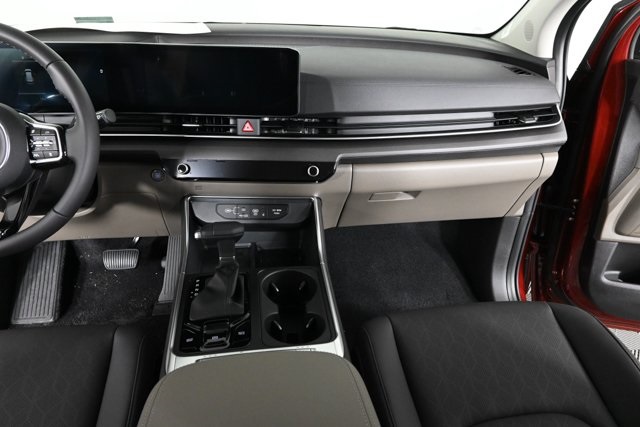 new 2025 Kia Carnival car, priced at $40,219