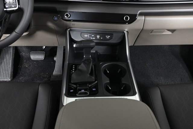 new 2025 Kia Carnival car, priced at $40,219