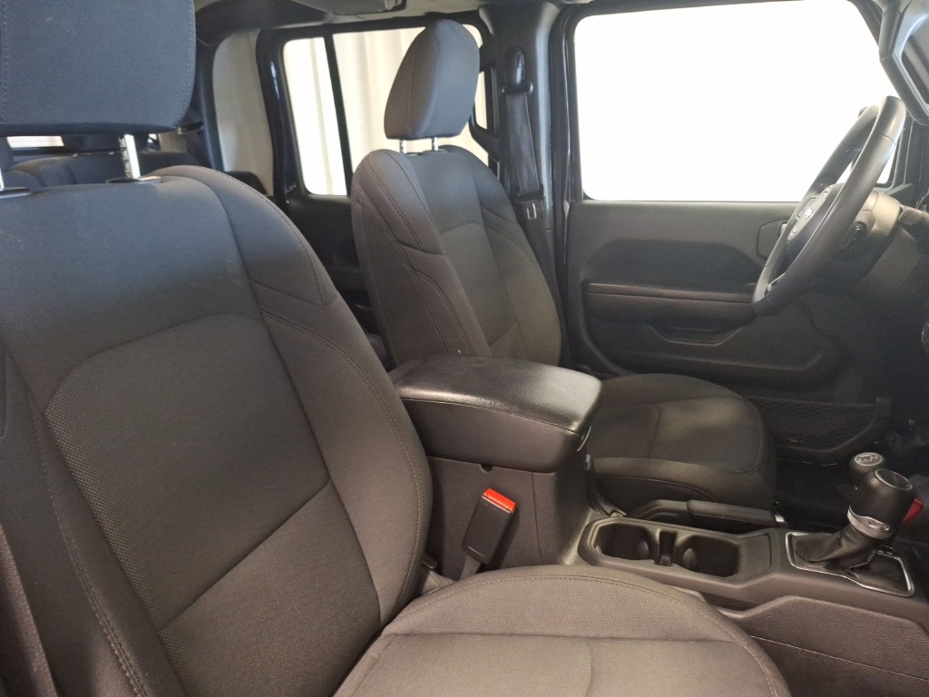 used 2023 Jeep Gladiator car, priced at $31,288