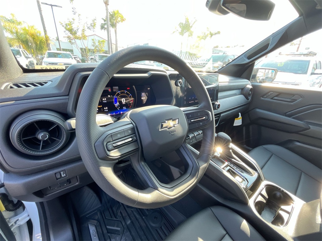 new 2025 Chevrolet Colorado car, priced at $32,689