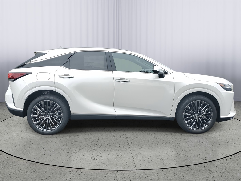 new 2026 Lexus RX car, priced at $78,039