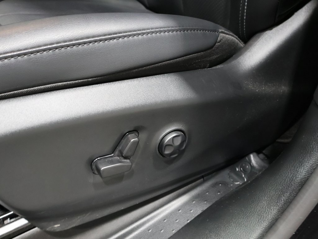 used 2025 Chrysler Pacifica car, priced at $42,000