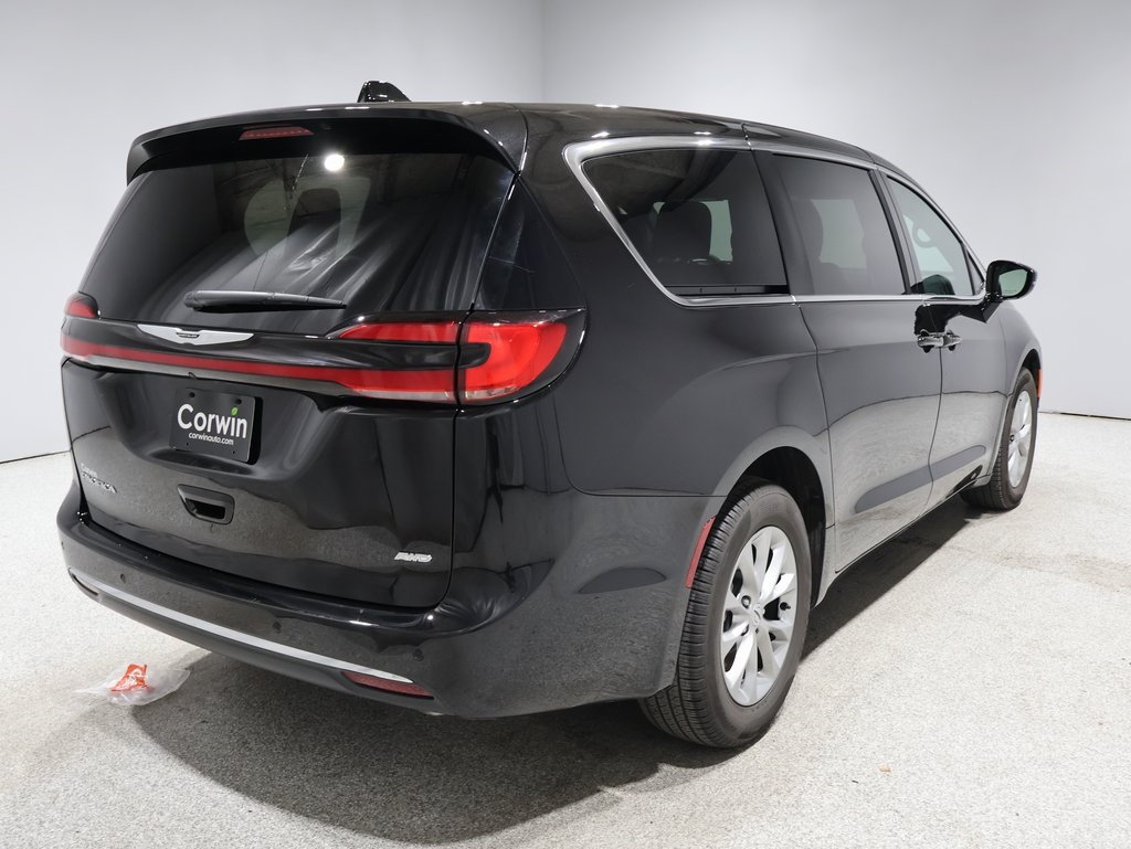 used 2025 Chrysler Pacifica car, priced at $42,000
