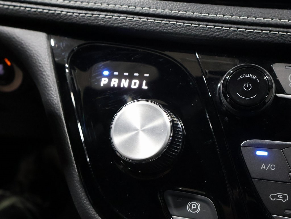 used 2025 Chrysler Pacifica car, priced at $42,000