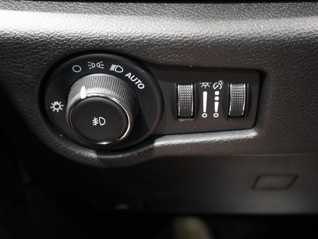 used 2025 Chrysler Pacifica car, priced at $42,000