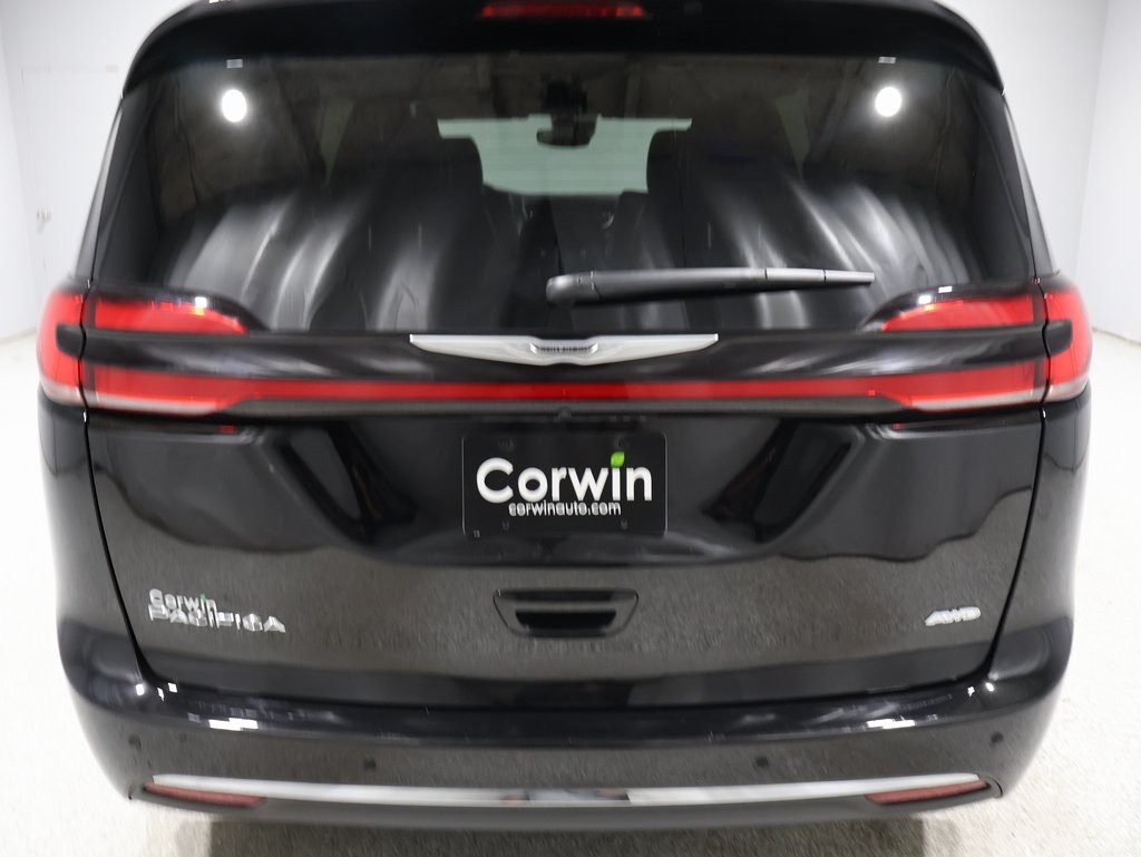 used 2025 Chrysler Pacifica car, priced at $42,000