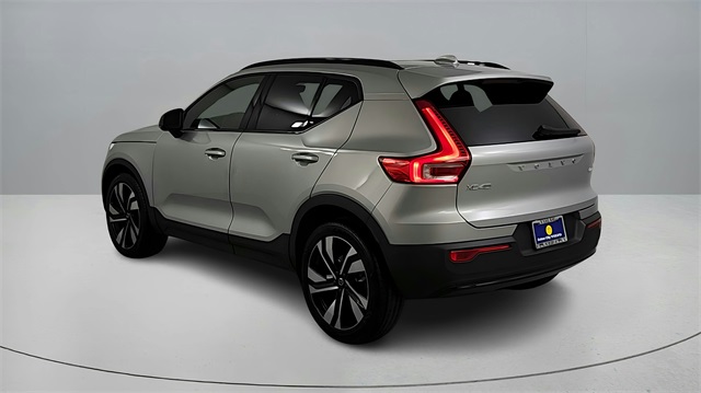 used 2023 Volvo XC40 car, priced at $31,997