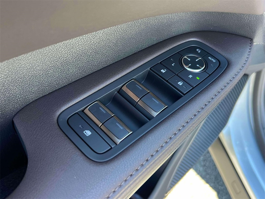 new 2025 Lexus RX car, priced at $77,604