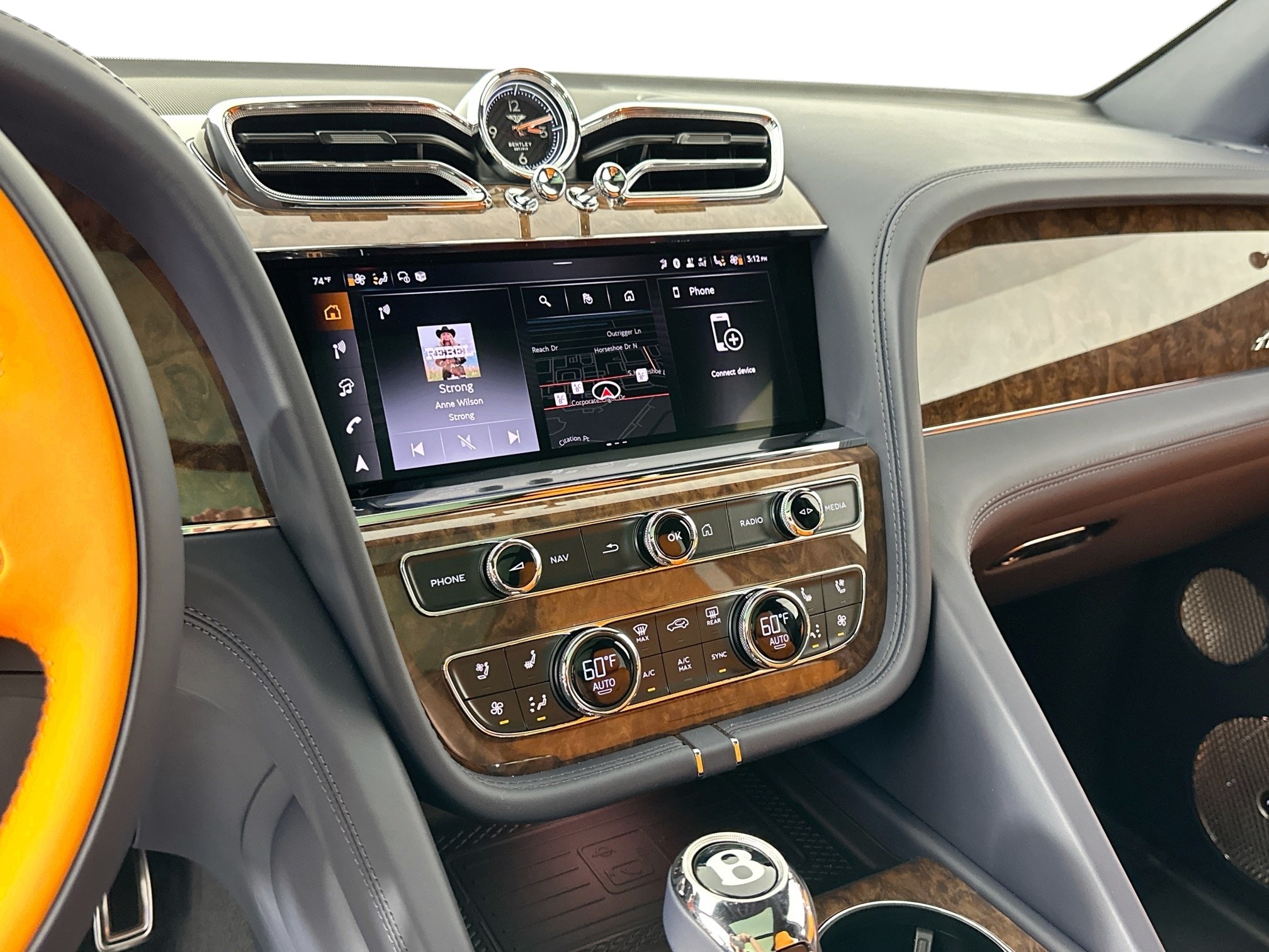 new 2025 Bentley Bentayga car