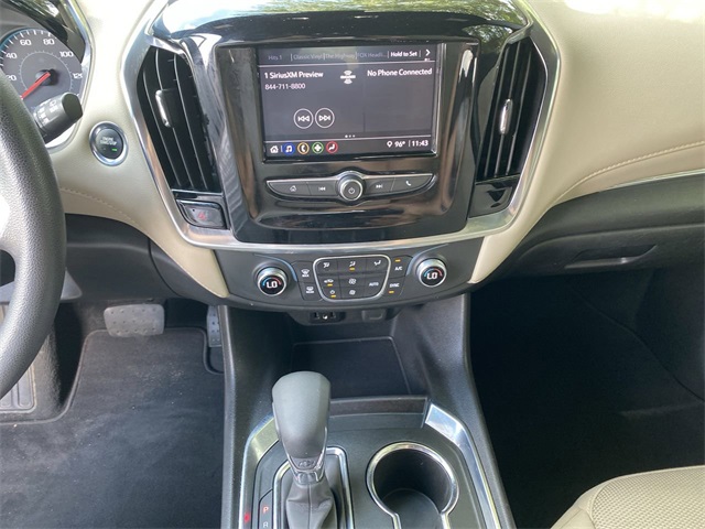 used 2022 Chevrolet Traverse car, priced at $28,816