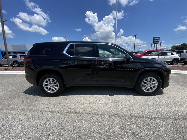 used 2022 Chevrolet Traverse car, priced at $28,816