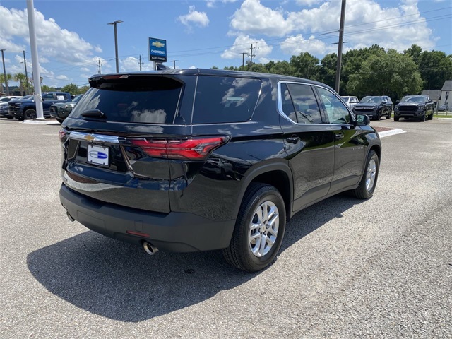used 2022 Chevrolet Traverse car, priced at $28,816