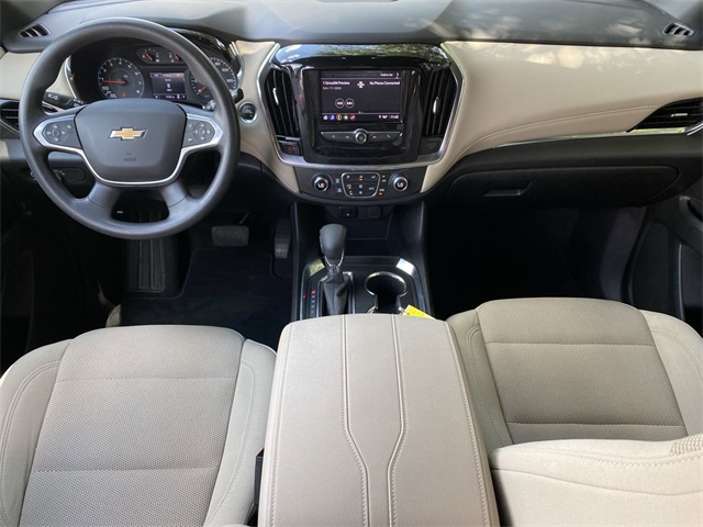 used 2022 Chevrolet Traverse car, priced at $28,816