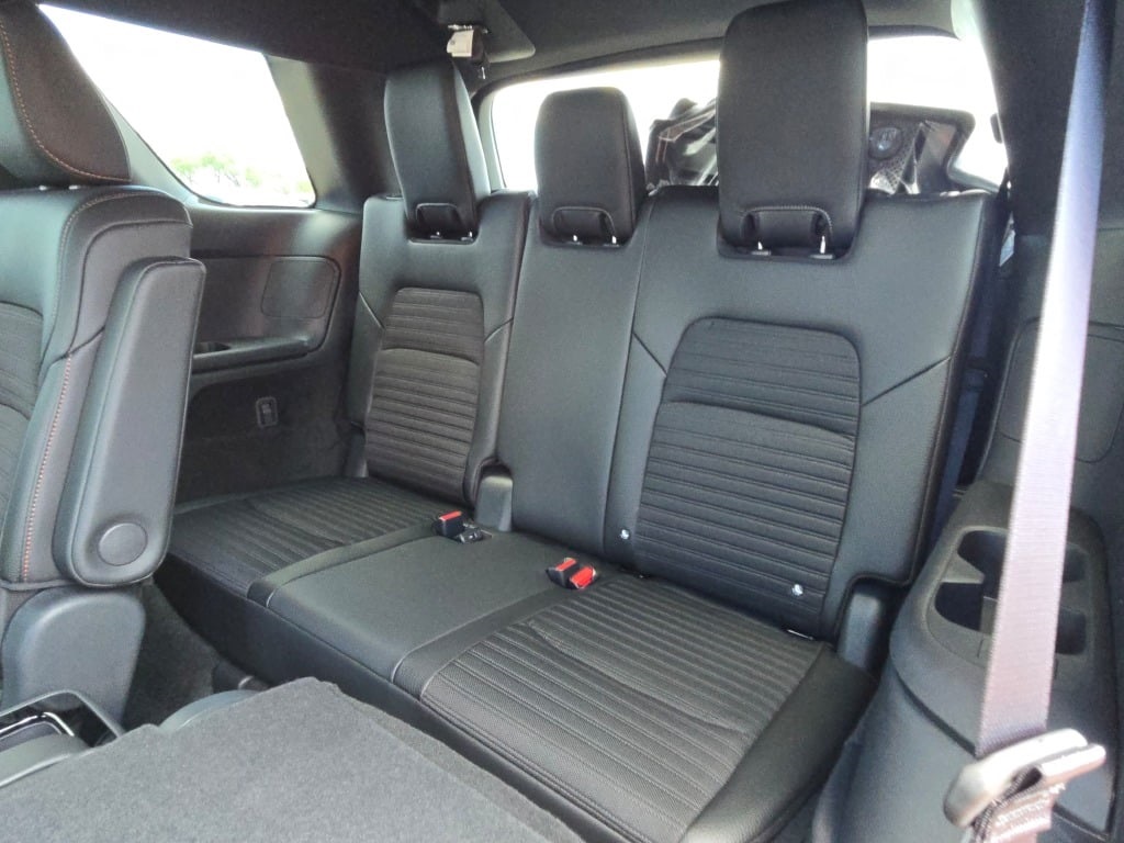 new 2025 Nissan Pathfinder car, priced at $46,595
