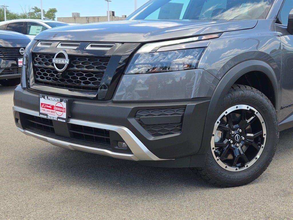 new 2025 Nissan Pathfinder car, priced at $46,595