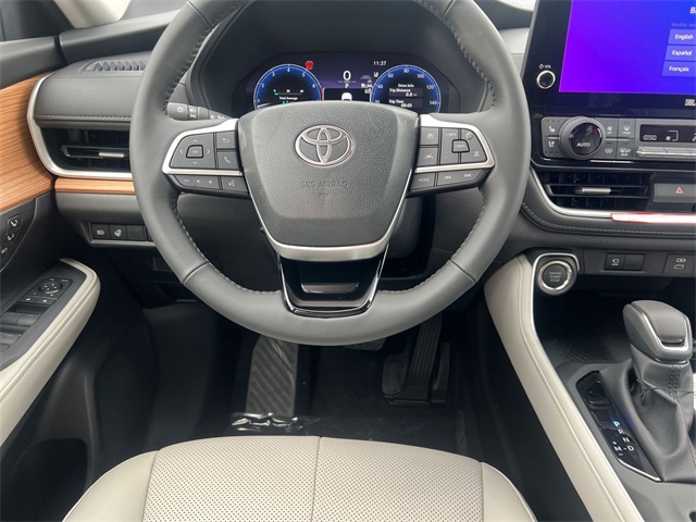 new 2025 Toyota Grand Highlander car, priced at $52,613