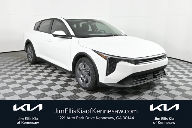 new 2025 Kia K4 car, priced at $24,544